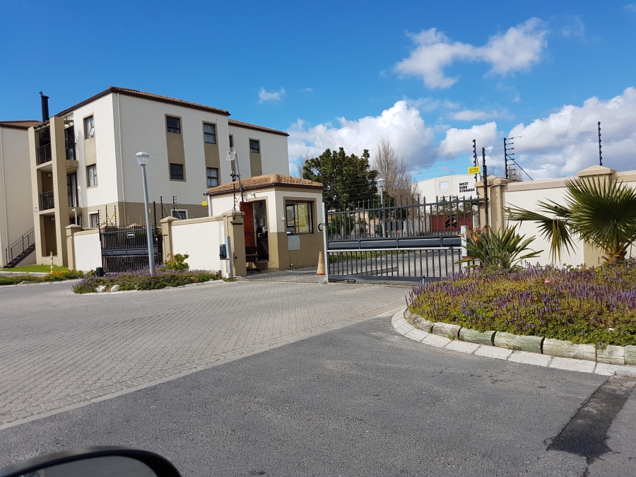 To Let 2 Bedroom Property for Rent in Strand South Western Cape